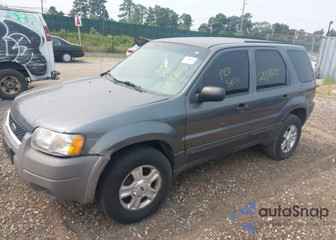 2004 Ford Escape Xlt z USA, uszkodzony, nr VIN 1FMYU93134DA05235